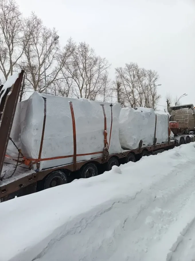 Перевозка промышленного оборудования (10 м) из Екатеринбурга в Краснодар с упаковкой в термоусадочную пленку