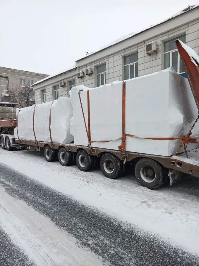 Перевозка промышленного оборудования (10 м) из Екатеринбурга в Краснодар с упаковкой в термоусадочную пленку