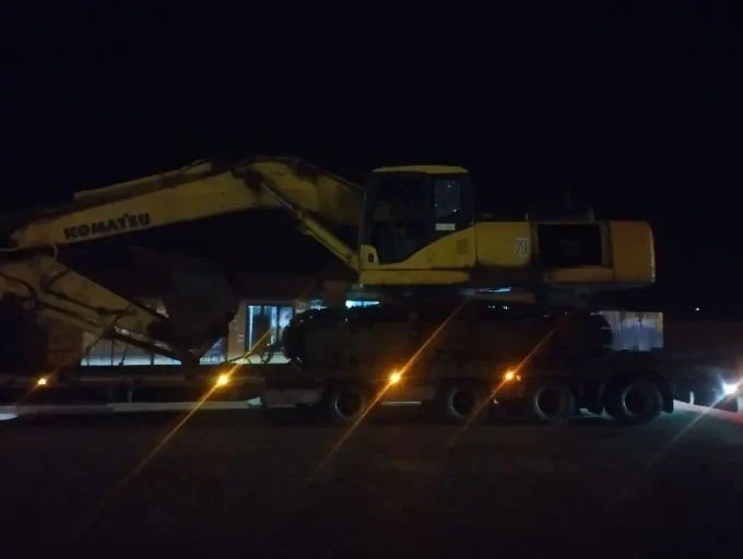 Перевозка экскаватора Komatsu PC-400 (43,5 т) по маршруту Ростовская область — Крым
