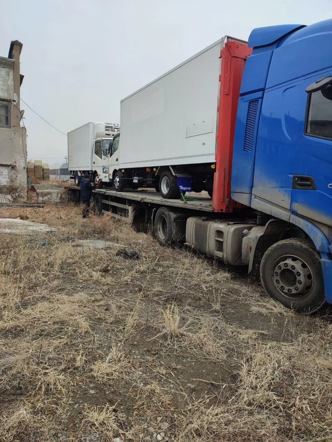 Доставка автоколонной 8 грузовиков Isuzu из Уссурийска в Красноярск за 5 дней